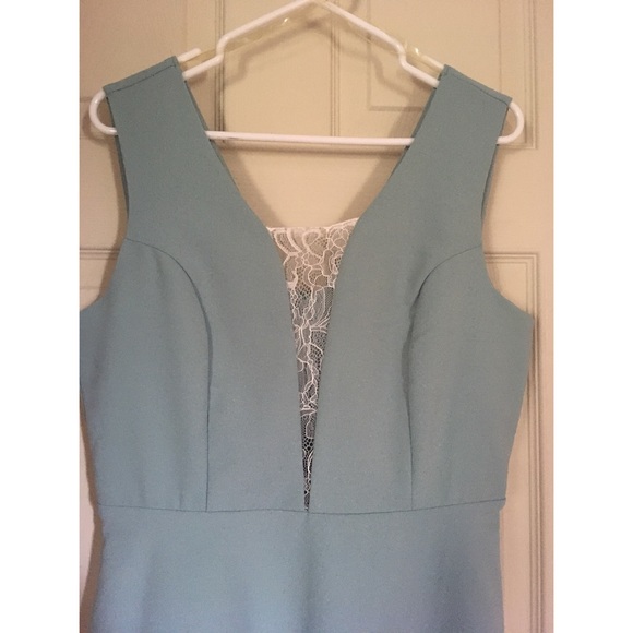 Sea foam lace party dress - Picture 2 of 3